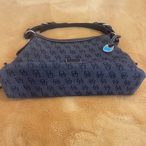 Dooney and Bourke handbag/shoulder bag monogram canvas - Picture 2 of 14